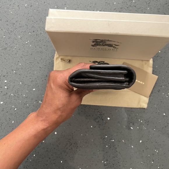 BURBERRY QUILTED LEATHER DARK CHOCOLATE BROWN CONTINENTAL LONG WALLET - Picture 12 of 15